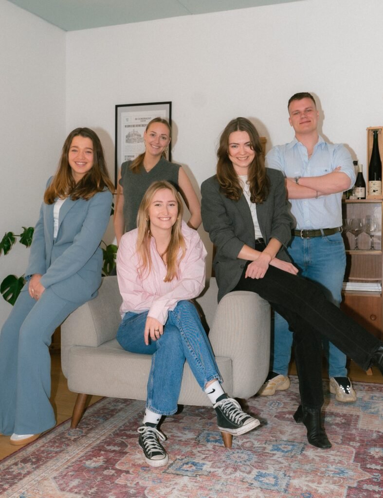 Het team van Area Seven